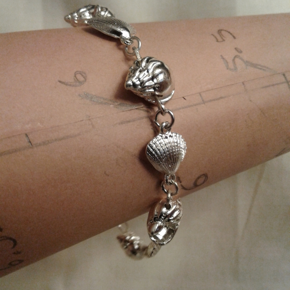 Sea shell bracelet - Picture 8 of 11